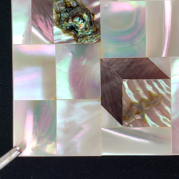 Vintage Marhill Mother of Pearl compact-Euc - Picture 4 of 8